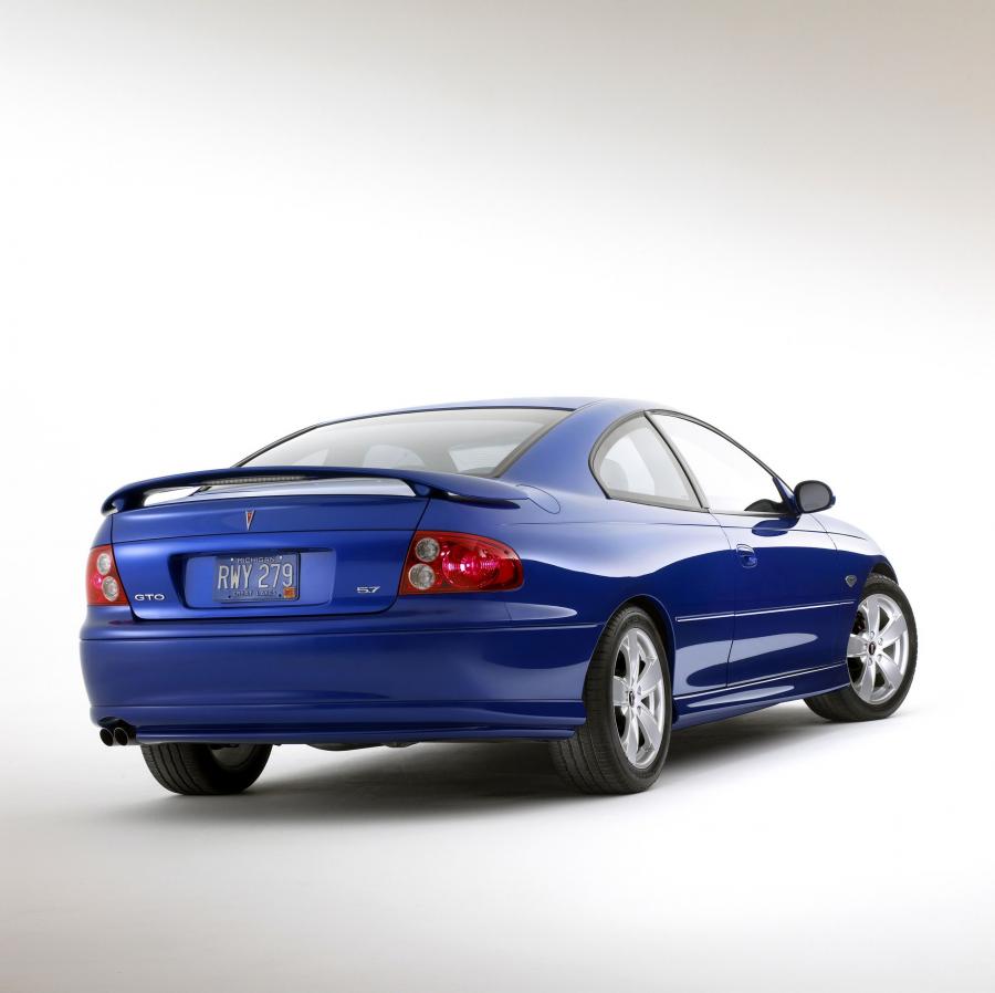  Pontiac GTO 2004 года  (фото 15 из 45)